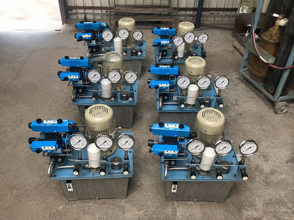 Batch of standard hydraulic power packs manufactured at Suyog Hydrosystems Pune